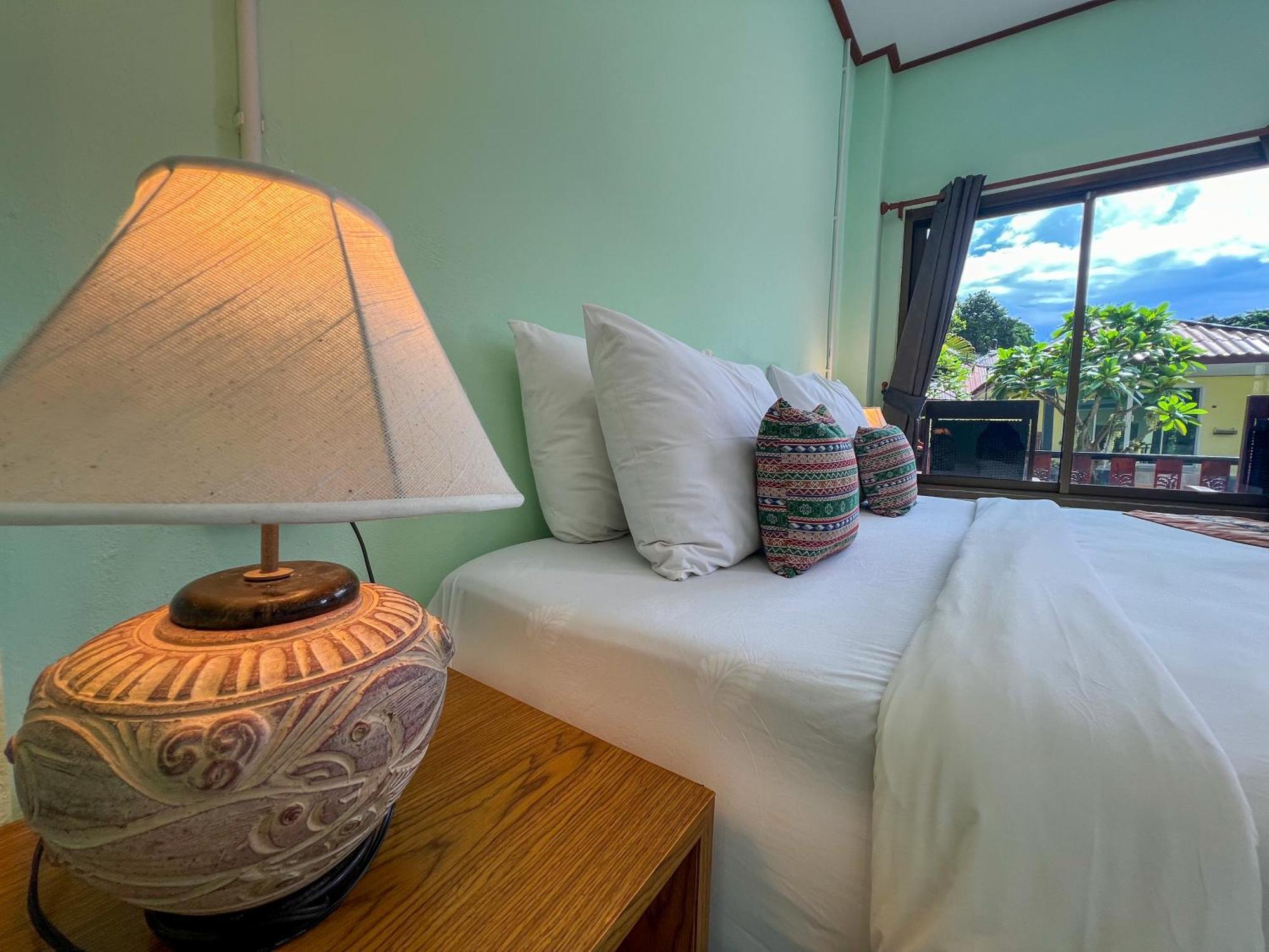 Dong Talay सहारा Koh Lipe